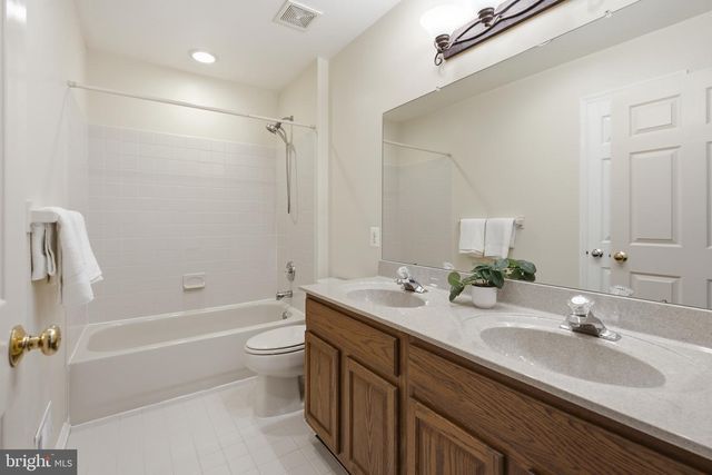 1222 INDIAN TRAIL DR, Downingtown, PA 19335