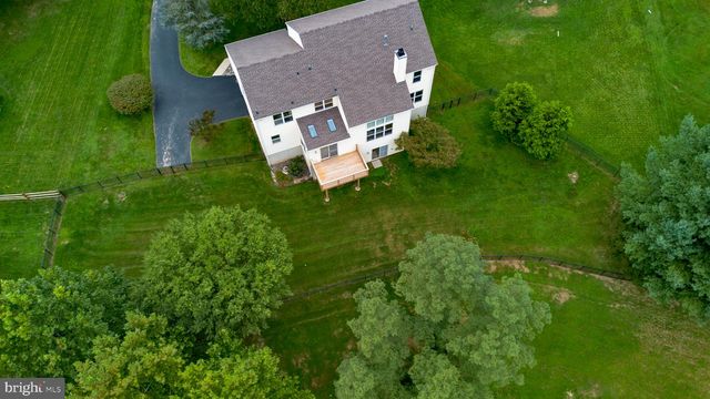 1222 INDIAN TRAIL DR, Downingtown, PA 19335