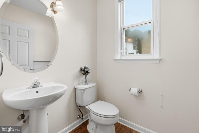 1222 INDIAN TRAIL DR, Downingtown, PA 19335