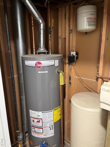 4846 Seasons View, Pueblo, CO 81008