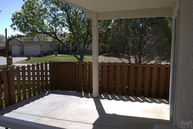4846 Seasons View, Pueblo, CO 81008