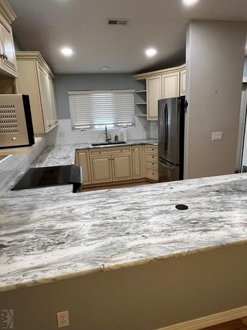 4846 Seasons View, Pueblo, CO 81008