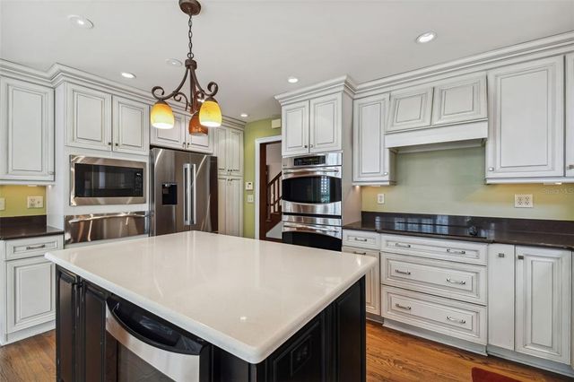 3115 W FAIR OAKS AVENUE, Tampa, FL 33611