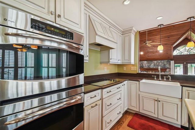 3115 W FAIR OAKS AVENUE, Tampa, FL 33611