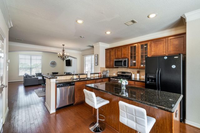 3210 Clearview Circle, Houston, TX 77025