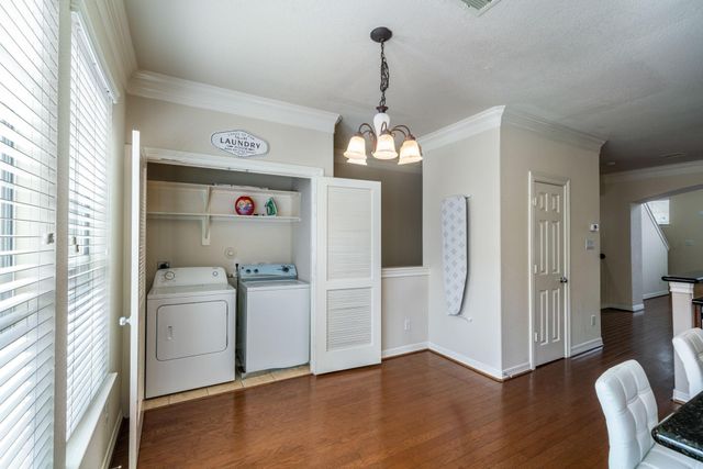 3210 Clearview Circle, Houston, TX 77025