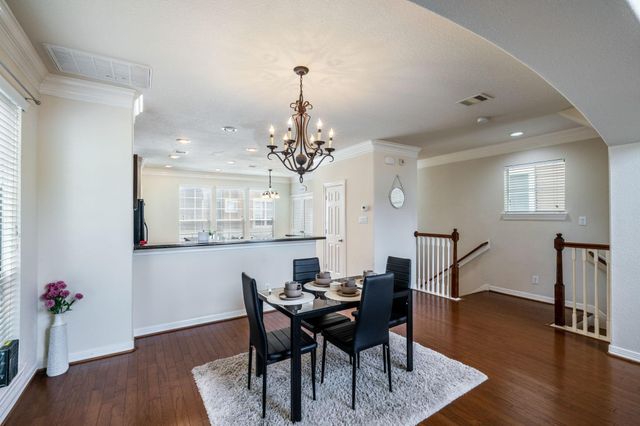 3210 Clearview Circle, Houston, TX 77025