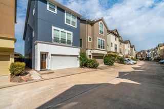 3210 Clearview Circle, Houston, TX 77025