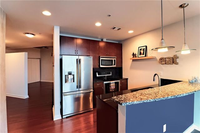 400 W Peachtree NW Street 3216, Atlanta, GA 30308