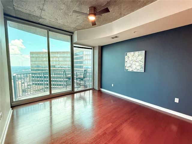 400 W Peachtree NW Street 3216, Atlanta, GA 30308