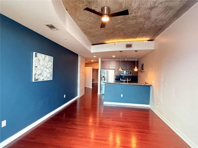 400 W Peachtree NW Street 3216, Atlanta, GA 30308