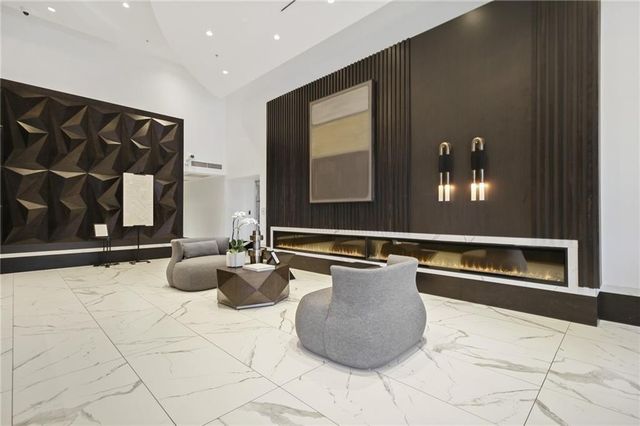 400 W Peachtree NW Street 3216, Atlanta, GA 30308