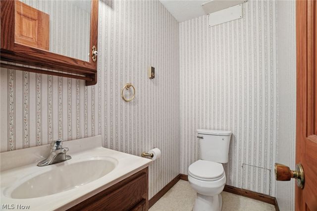 434 State Road, Geneva, OH 44041