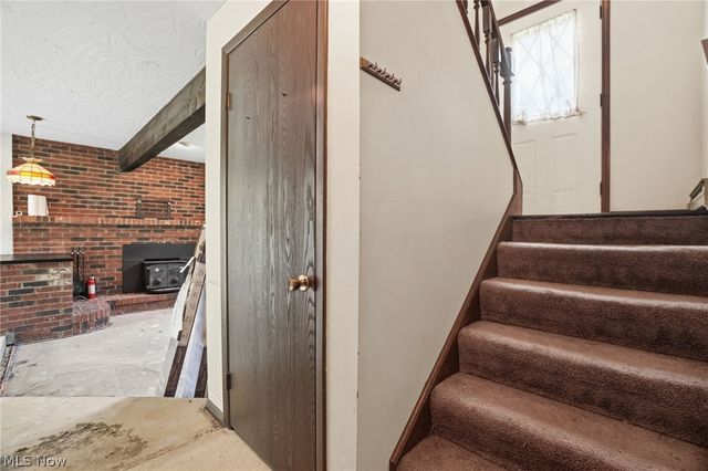 434 State Road, Geneva, OH 44041