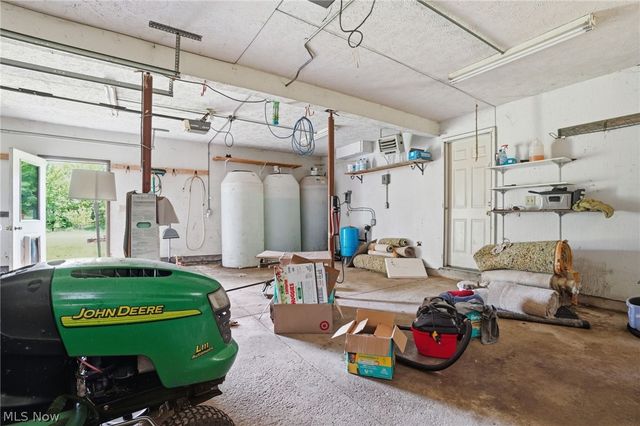 434 State Road, Geneva, OH 44041