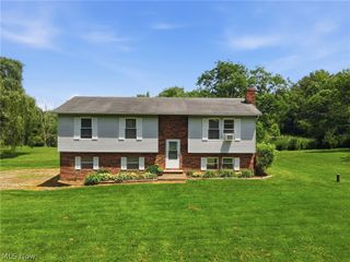 434 State Road, Geneva, OH 44041