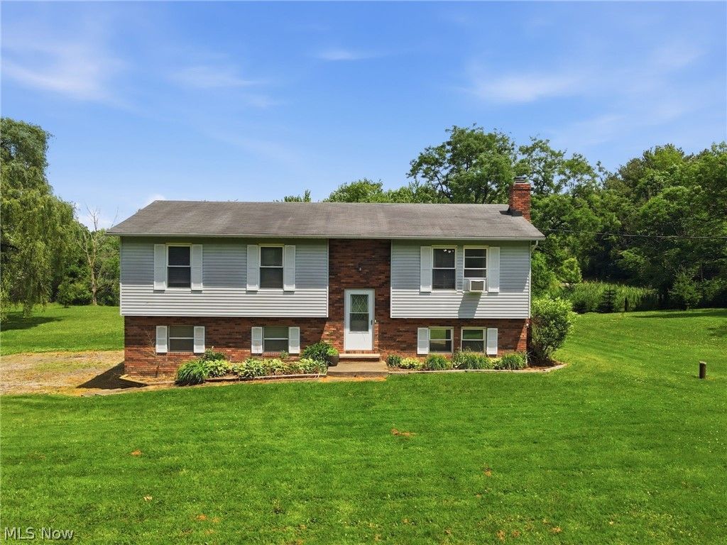434 State Road, Geneva, OH 44041