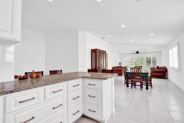 5181 Magnolia Bay Circle, Palm Beach Gardens, FL 33418