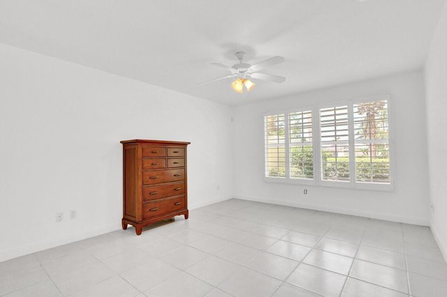 5181 Magnolia Bay Circle, Palm Beach Gardens, FL 33418