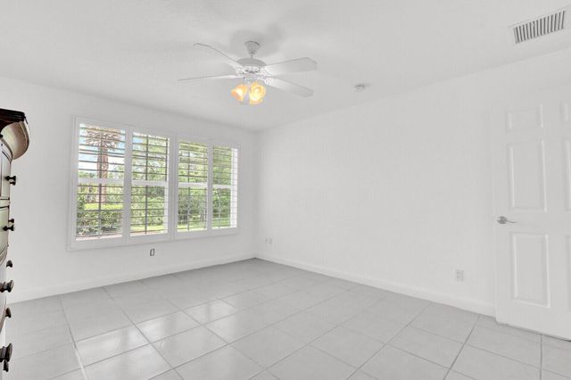 5181 Magnolia Bay Circle, Palm Beach Gardens, FL 33418