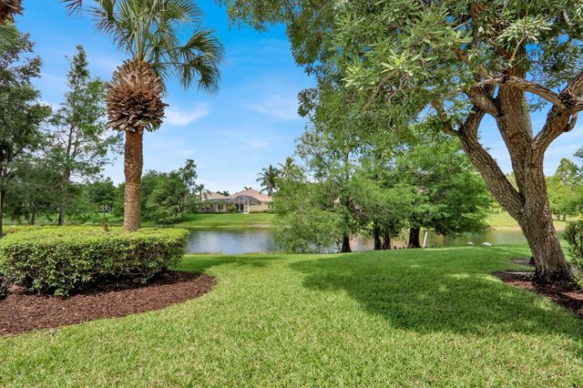 5181 Magnolia Bay Circle, Palm Beach Gardens, FL 33418