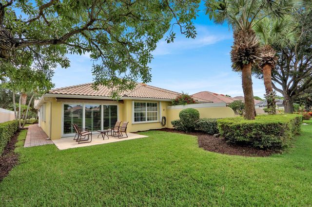 5181 Magnolia Bay Circle, Palm Beach Gardens, FL 33418