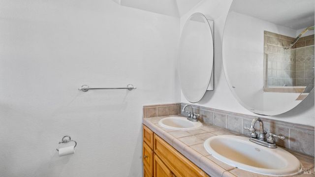 5036 Algiers Ave, Santa Rosa, CA 95409