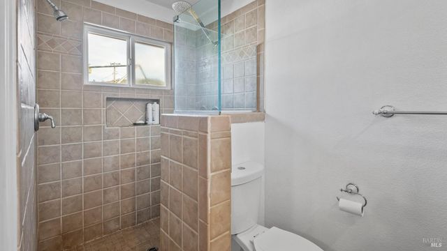 5036 Algiers Ave, Santa Rosa, CA 95409