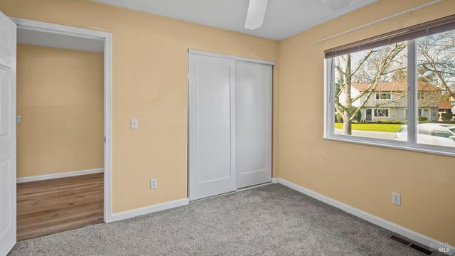 5036 Algiers Ave, Santa Rosa, CA 95409