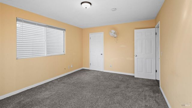 5036 Algiers Ave, Santa Rosa, CA 95409