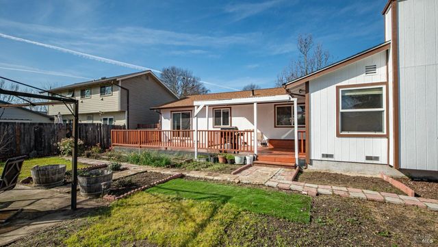 5036 Algiers Ave, Santa Rosa, CA 95409