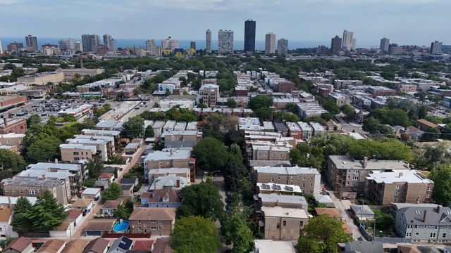1639 W RASCHER Avenue, Chicago, IL 60640