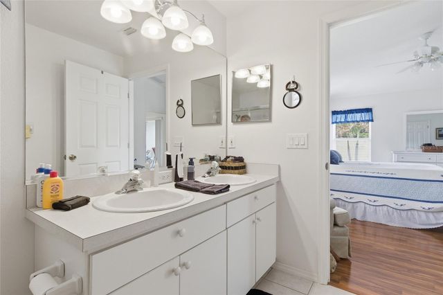 4253 TENNYSON WAY, Venice, FL 34293