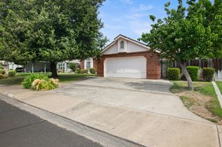 1858 Pontiac St, Oakdale, CA 95361
