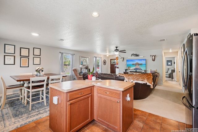 3238 NORTHWEST, New Braunfels, TX 78130