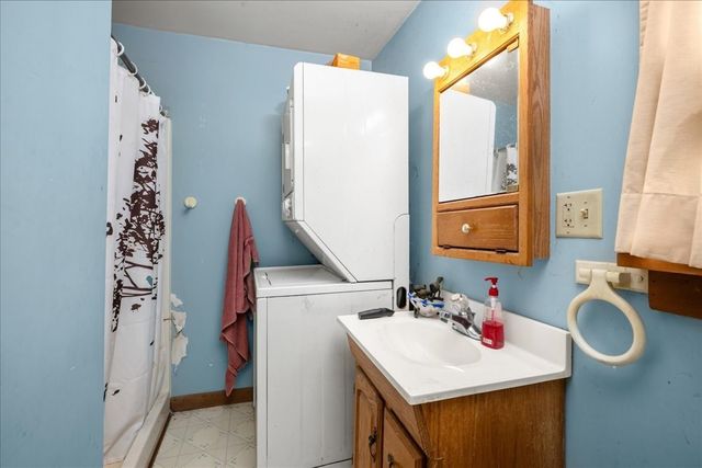 15 Anglin Ln, Shrewsbury, MA 01545