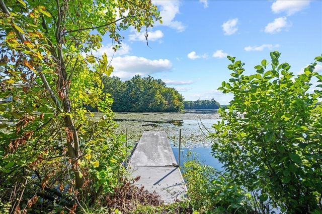 15 Anglin Ln, Shrewsbury, MA 01545