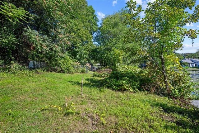 15 Anglin Ln, Shrewsbury, MA 01545