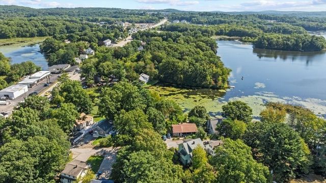 15 Anglin Ln, Shrewsbury, MA 01545