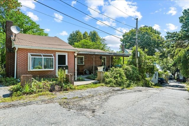 15 Anglin Ln, Shrewsbury, MA 01545