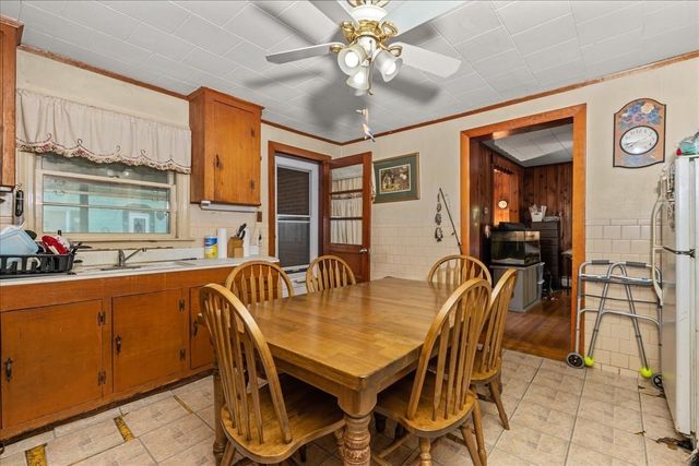 15 Anglin Ln, Shrewsbury, MA 01545
