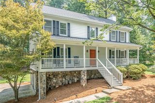 1022 Knotts Pointe Drive, Woodstock, GA 30188