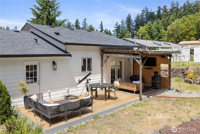 2007 191st Avenue Ct SW, Lakebay, WA 98349