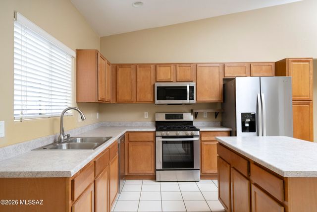 6725 S Via Molino De Viento, Tucson, AZ 85757