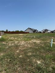 205 Cliff, Godley, TX 76044