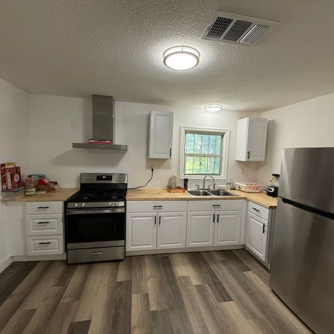 1306 Liveoak Avenue, Corsicana, TX 75110