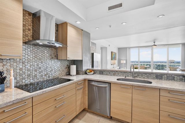 1 N Ocean Blvd 1214, Pompano Beach, FL 33062