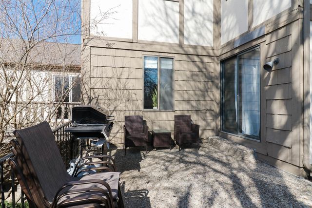 1305 Kingsridge Court C, Normal, IL 61761