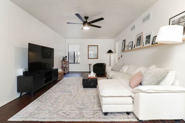 1305 Kingsridge Court C, Normal, IL 61761