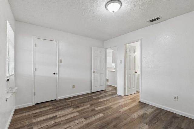 7525 & 7527 Tiffany Meadows Lane, Fort Worth, TX 76140